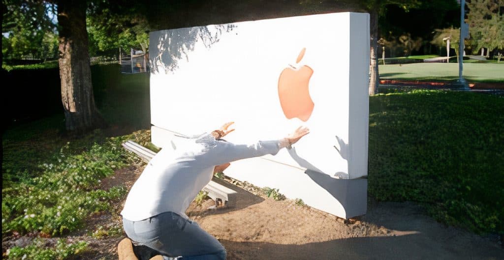 all hail to apple